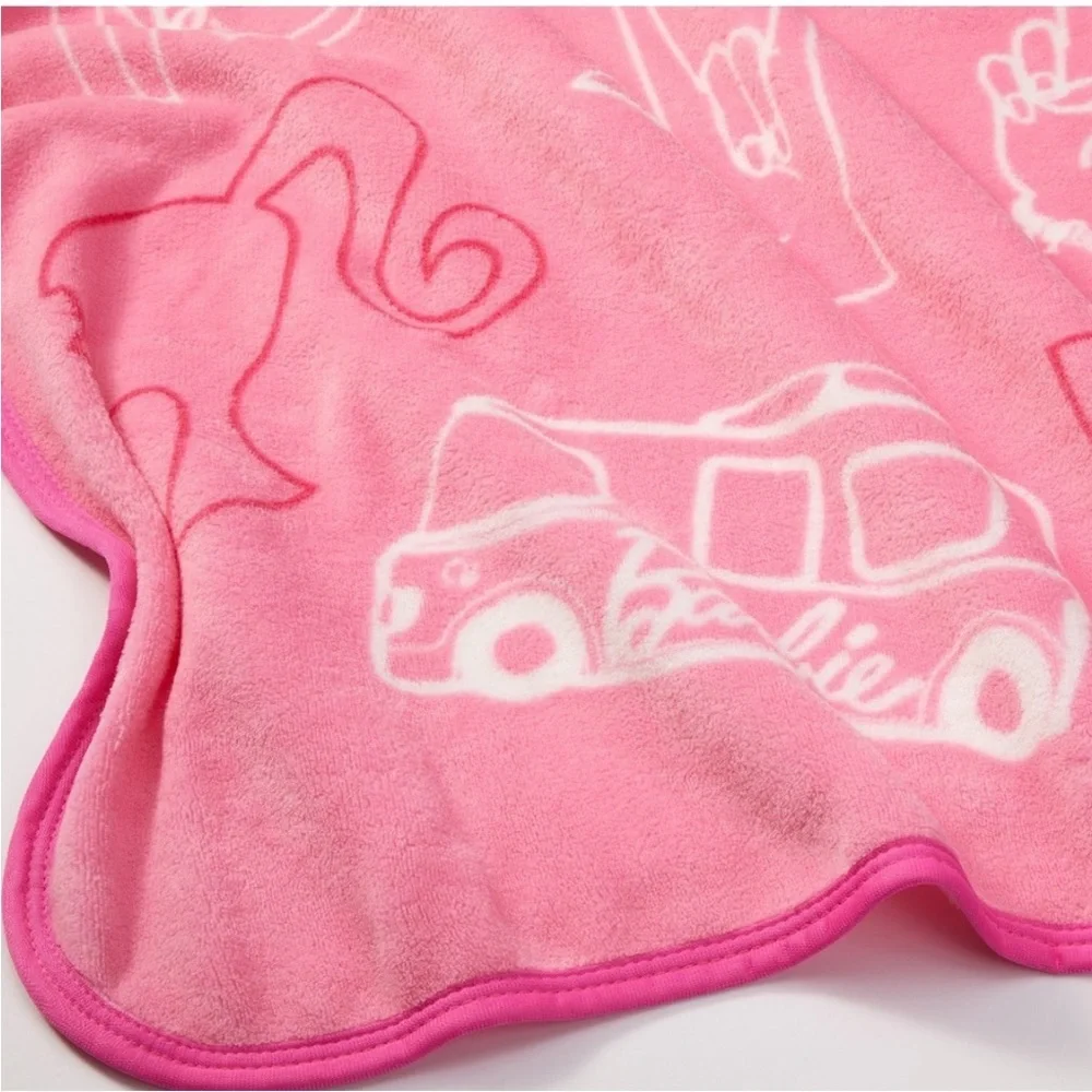 Barbie Super Soft Throw Blanket/ Barbie Home Deco/ Pink Fuzzy Blanket